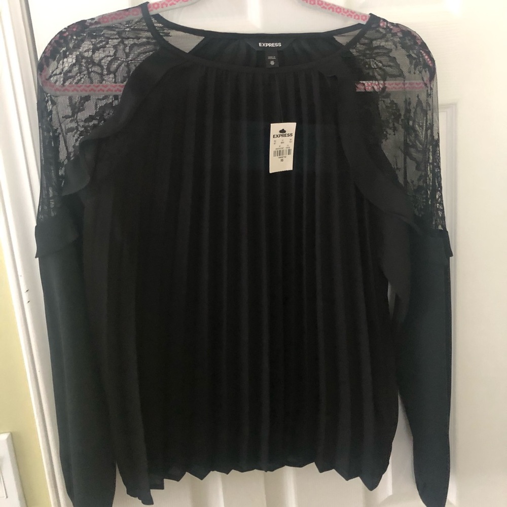 Express shirt size xs NWT